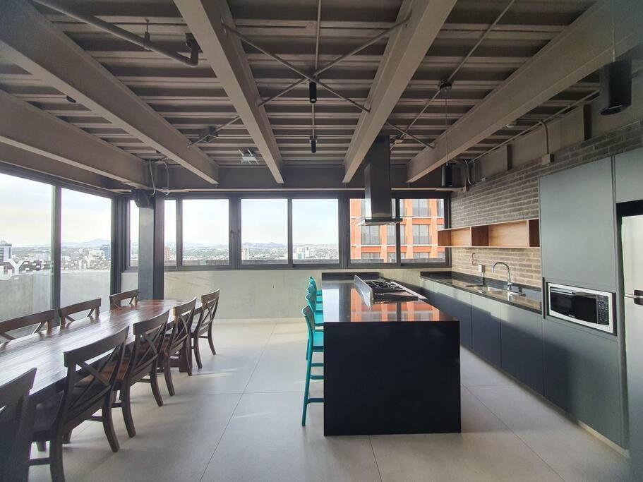 דירות גואדלחארה Nuevo Loft Con Increible Vista En Yu Country 1506 מראה חיצוני תמונה